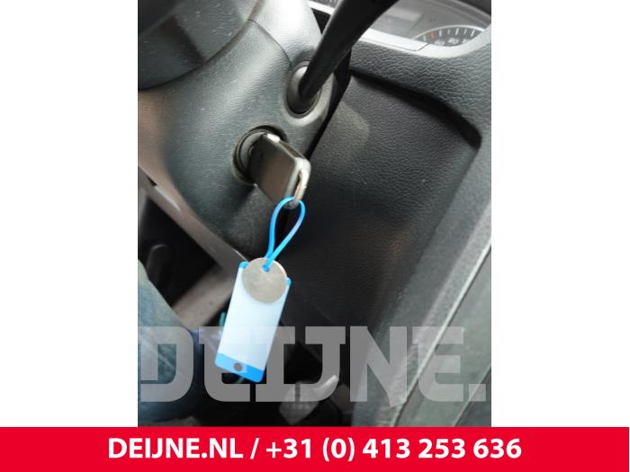 Volkswagen Caddy Kontaktslot+Sleutel O304484