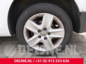 Volkswagen Caddy Set of wheels O304517 photo 2