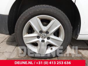 Volkswagen Caddy Set of wheels O304517 photo 3