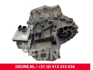 Citroen Berlingo Gearbox O304619 photo 4
