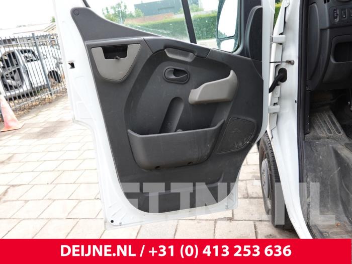 Opel Movano Portierrubber 2Deurs links O304694
