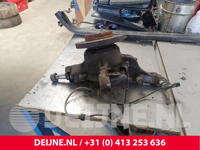 Opel Movano Achsschenkel rechts vorne O304666