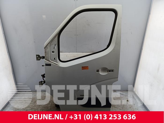 Opel Movano Tür 2-türig links O304690