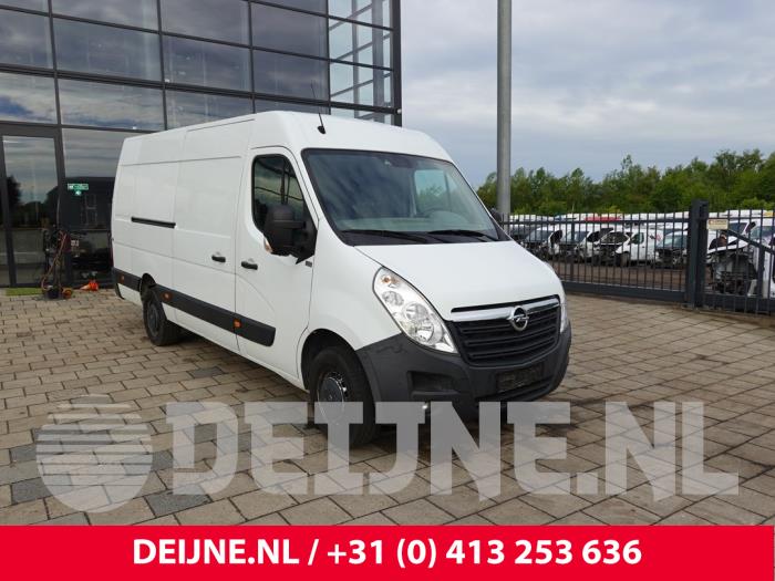 Opel Movano Stoßstange vorne O304740
