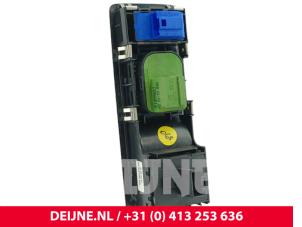 Volkswagen Transporter Electric window switch O304778 photo 2