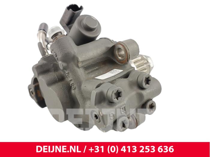 Renault Master Mechanical fuel pump O305040