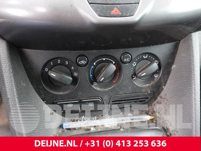 Ford Transit Connect Heizung Bedienpaneel O304975