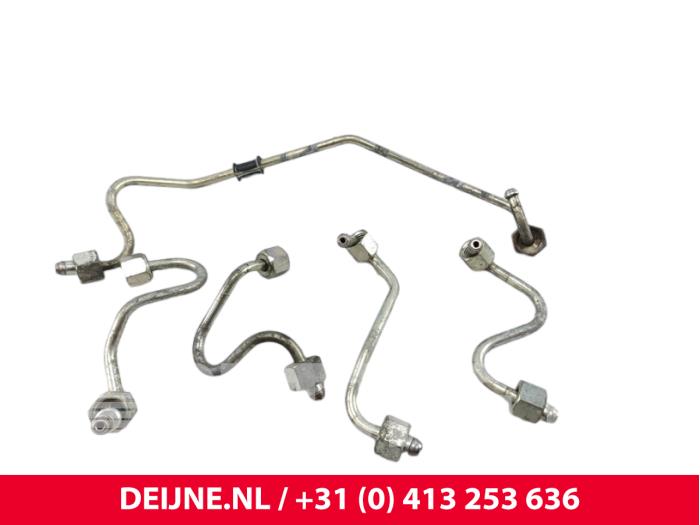 Gebruikte Brandstofleiding hogedruk Iveco New Daily VI 35C18,35S18,40C18,50C18,60C18,65C18,70C18 Prijs € 84,70 Inclusief btw aangeboden door van Deijne Onderdelen Uden B.V.