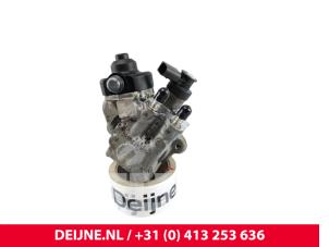 Volkswagen Crafter Brandstofpomp Mechanisch O305136 foto 2