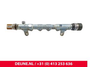 Volkswagen Crafter Einspritzdüse (Einspritzer) O305146 foto 2