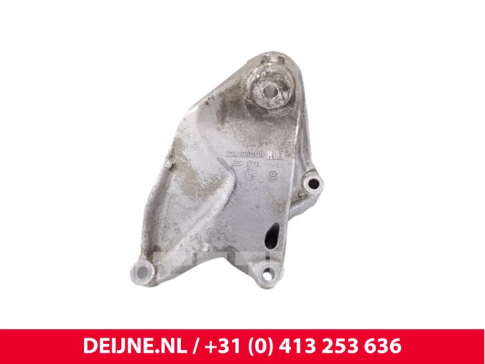 Volkswagen Crafter Motorlager O305147