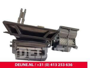 Ford Transit Kachelhuis O305160 foto 2