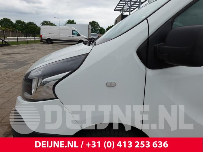 Renault Trafic Kotflügel links vorne O305225