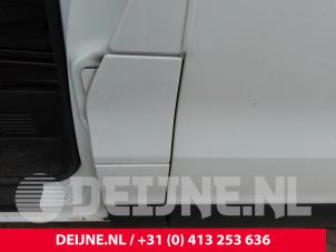 Renault Trafic Tankklappe O305235 foto 2