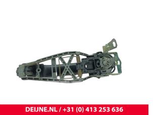 Volkswagen Transporter Door handle 2-door, left O305297 photo 2