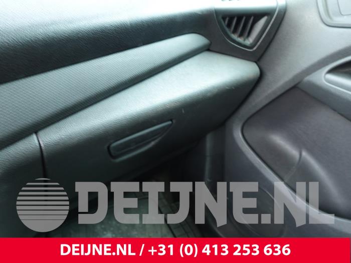 Ford Transit Connect Handschuhfach O305513