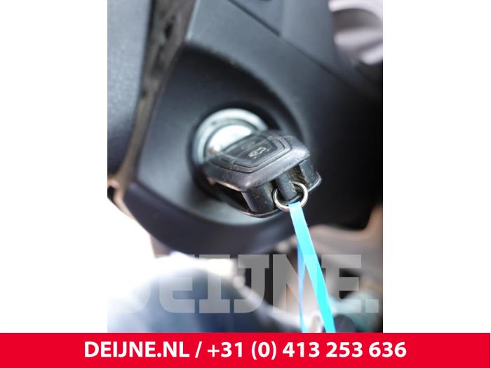 Ford Transit Connect Zündschloss+Schlüssel O305531