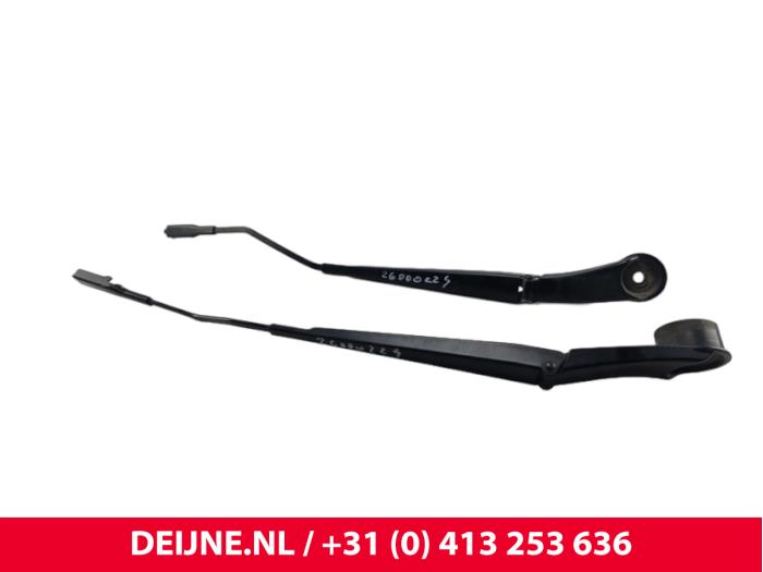 Ford Transit Connect Scheibenwischerarm-Set O305554