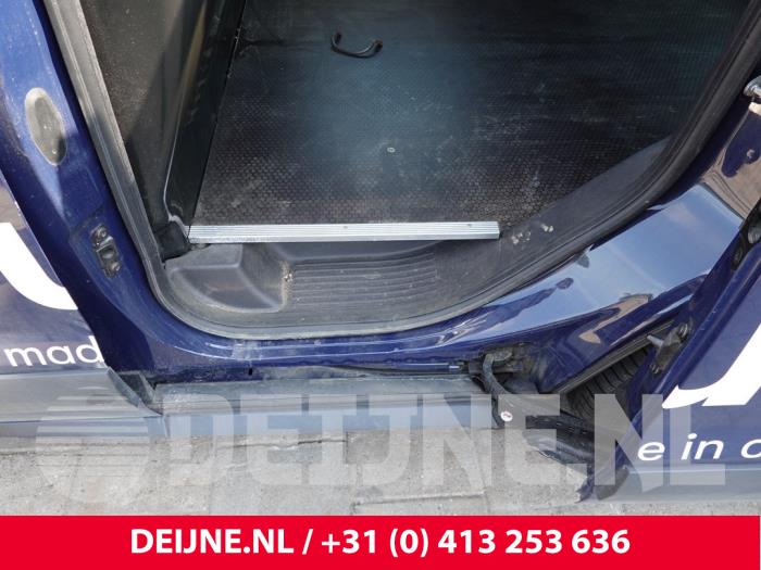 Ford Transit Connect Schuifdeur instap links O305564