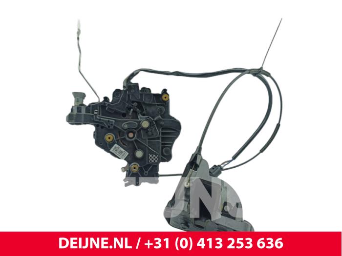 Volkswagen Transporter Schiebetür Schließmechanik rechts O305600