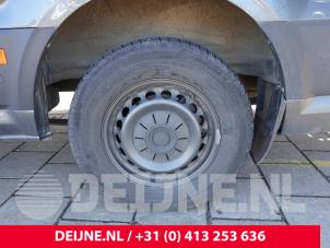 Volkswagen Crafter Felgen Set O305481 foto 2