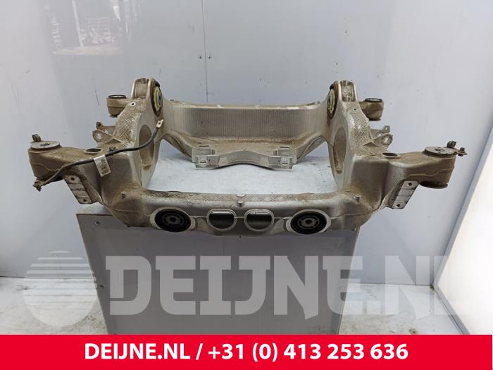 Gebruikte Subframe Volvo XC40 (XZ) Recharge Twin 78/82 kWh Prijs € 250,00 Margeregeling aangeboden door van Deijne Onderdelen Uden B.V.