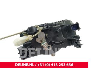 Renault Trafic Schließmechanik Hecktür Bus-Lieferwagen O305670 foto 3
