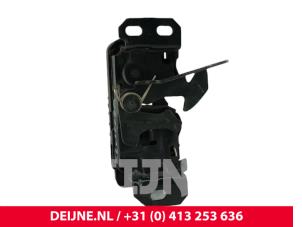 Mercedes eVito Bonnet lock mechanism O305671 photo 2