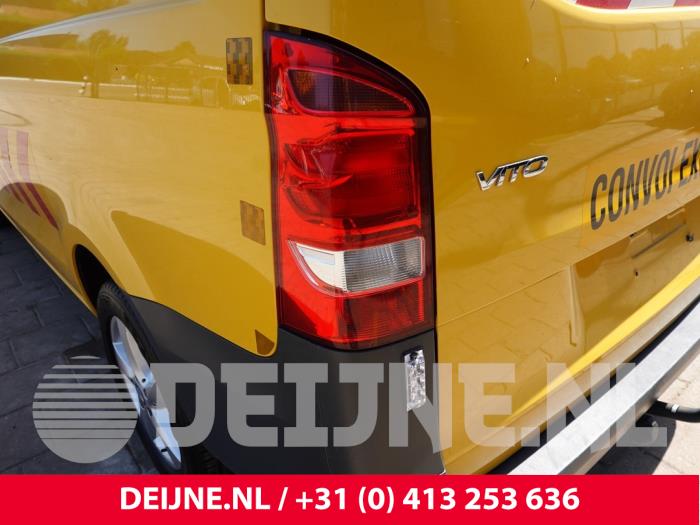 Mercedes Vito Achterlicht links O305681