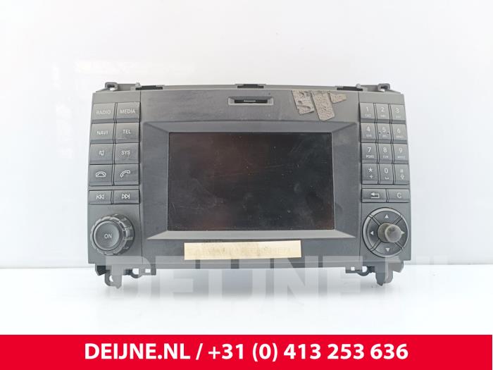Mercedes Vito Displays Multi Media Anzeige O305698