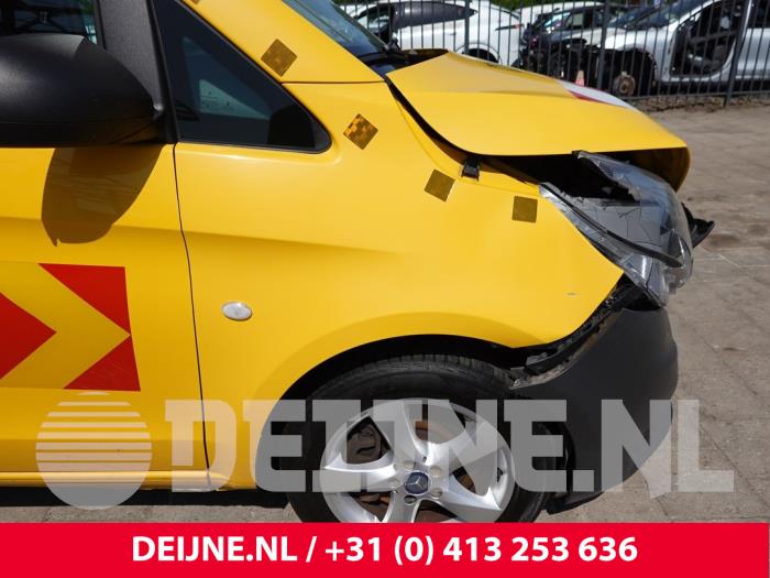 Mercedes Vito Blinker Kotflügel rechts vorne O305715