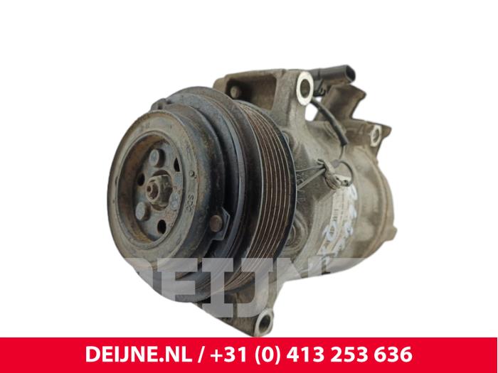 Mercedes Vito Klimapumpe O305683