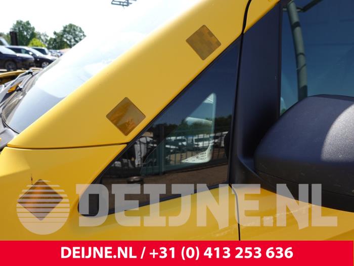Mercedes Vito Dreieckfenster links vorne O305793