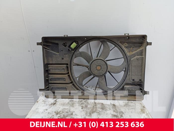 Ford Transit Kühlgebläsegehäuse O305815