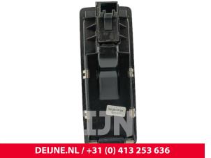 Volkswagen Transporter Electric window switch O305861 photo 2