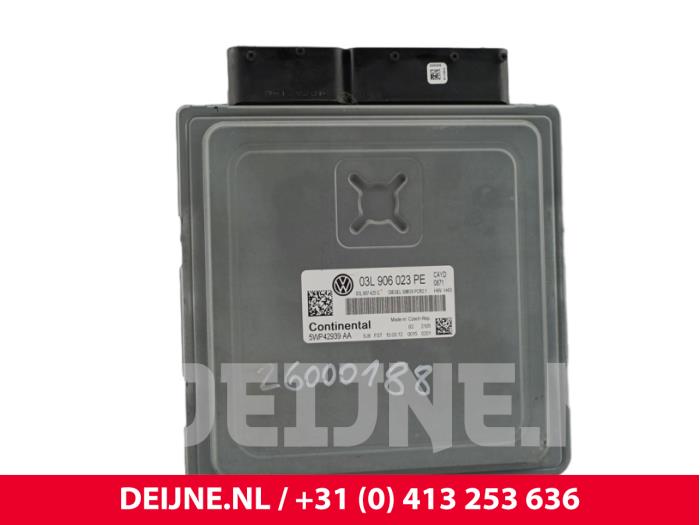 Volkswagen Caddy Steuergerät Motormanagement O305864