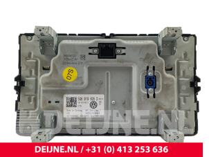 Volkswagen Transporter Display Multi Media regelunit O305877 foto 3