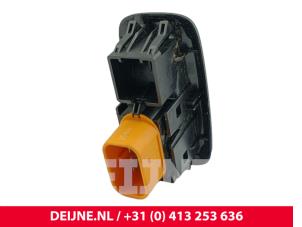 Ford Transit Elektrisch Raam Schakelaar O305879 foto 2