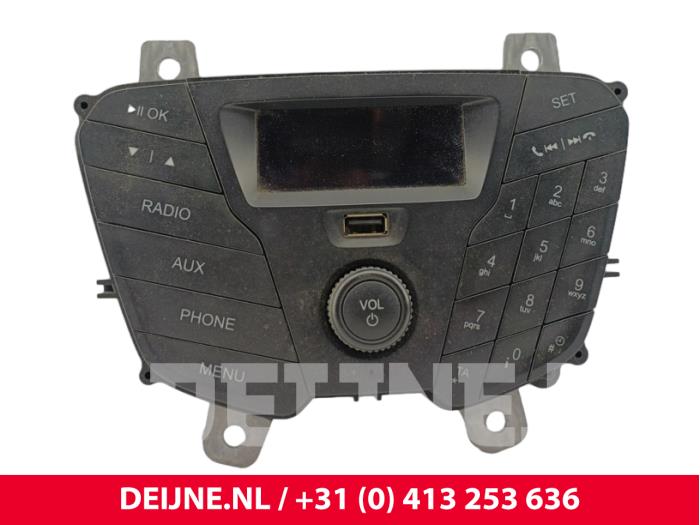 Ford Transit Radiobedienfeld O305887
