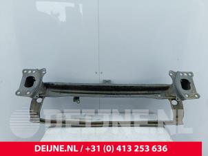 Volkswagen Caddy Bumperframe voor O305900 foto 2