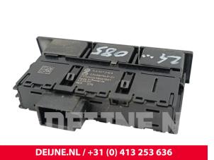 Volkswagen Transporter PDC Schalter O305937 foto 2