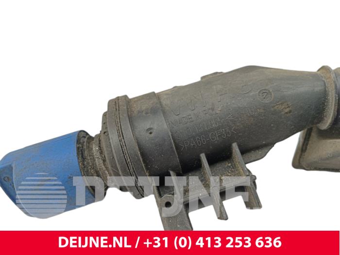 MAN TGE Füllrohr adbluetank O305970