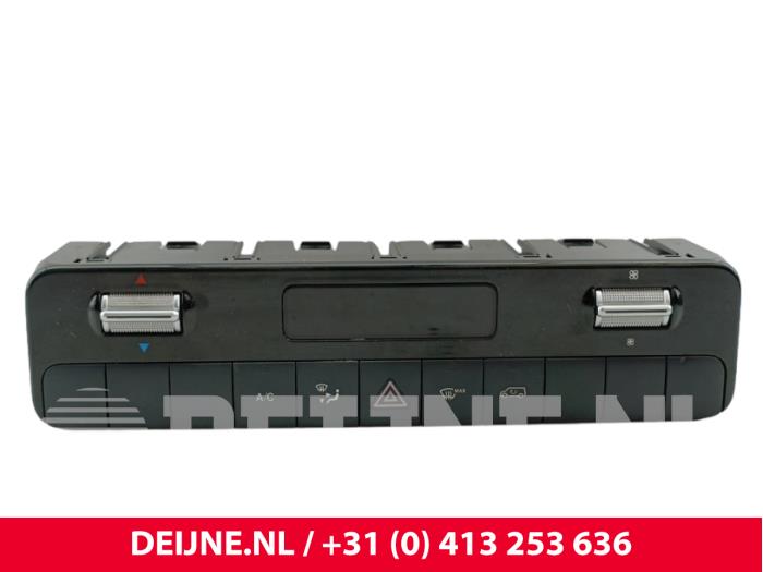 Mercedes Sprinter Heizung Bedienpaneel O306010
