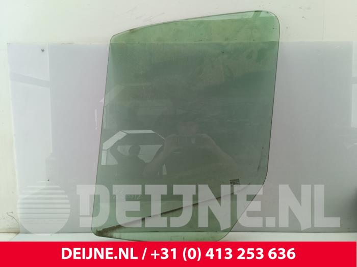 Mercedes Sprinter Portierruit 2Deurs links O306045