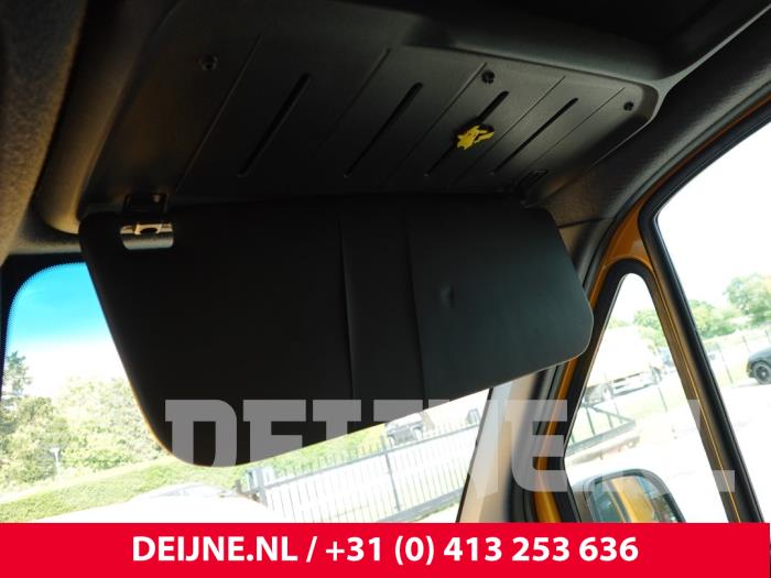 Mercedes Sprinter Zonneklep O306039