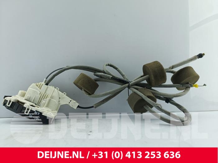 Mercedes Vito Schiebetür Schließmechanik rechts O306071