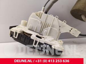 Mercedes Vito Schiebetür Schließmechanik rechts O306071 foto 2