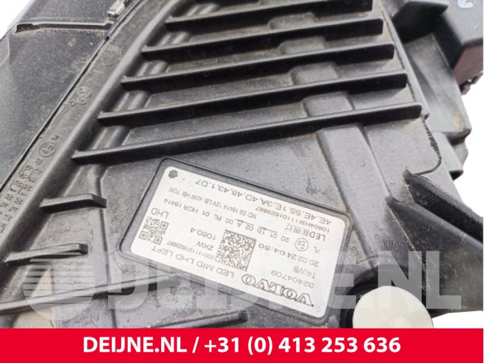 Volvo XC60 Scheinwerfer links O306131