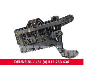 Volkswagen Caddy Batterieträger O306188 foto 2