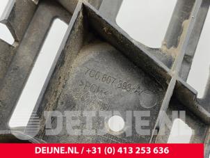 Volkswagen Crafter Stoßstangenstütze links hinten O306221 foto 3